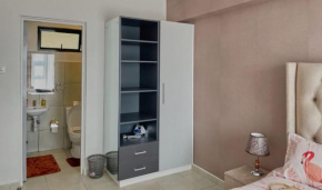 lovely 2 bedroom unit